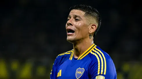 Apareció una foto de Rojo con una camiseta de un club del Ascenso.
