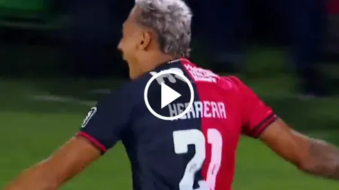 Herrera puso el primero para Newell's.

