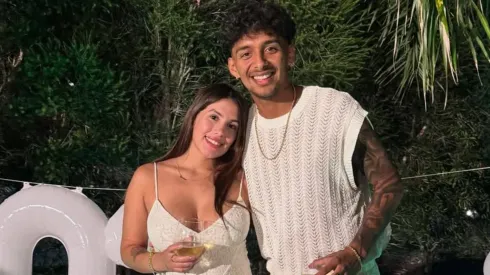 La novia de Medina hizo una publicación en Instagram tras los silbidos al volante.
