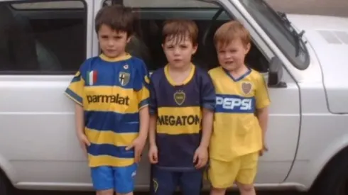 De chico ya era fanático de Boca y le tocó jugar en el club años después.

