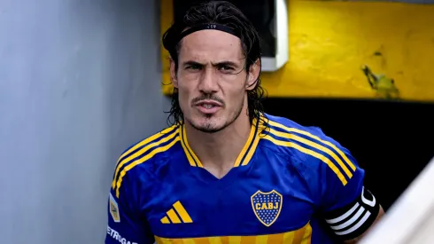 El delantero uruguayo sorprendió a los hinchas de Boca con su posteo en Twitter.

