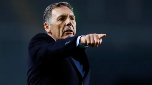 Russo piensa en dos nombres puntuales para la defensa de Boca.
