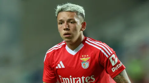El juvenil argentino volvió a hablar de Boca en la previa al partido de Benfica y Chelsea.
