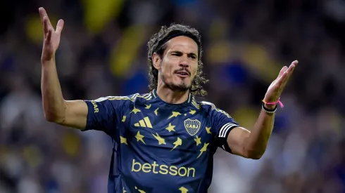 La situación que generó la bronca del entorno de Cavani.
