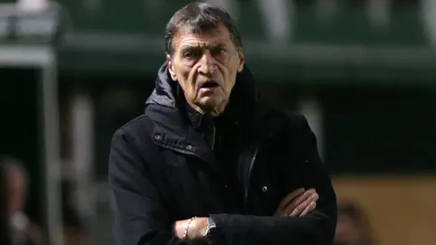 El ex entrenador de Boca marcó las diferencias en cada predio a la hora de entrenar.
