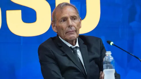 Russo duda con tres jugadores de Boca para la formación. 
