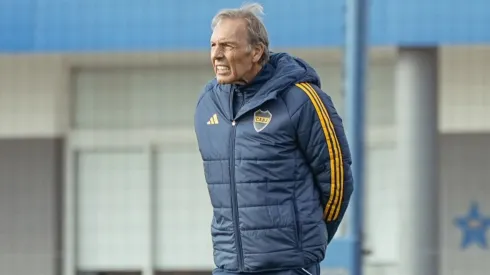 Los dos equipos que armó Russo en la práctica de fútbol de Boca pensando en Banfield
