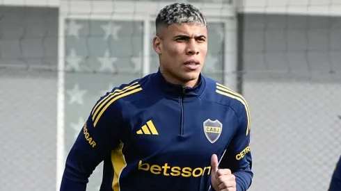 El defensor trabajó a la par este miércoles y alivió al cuerpo técnico de Boca.
