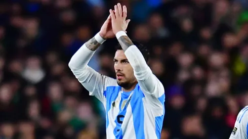 ¿Juega Paredes? La posible formación de Argentina ante Ecuador.
