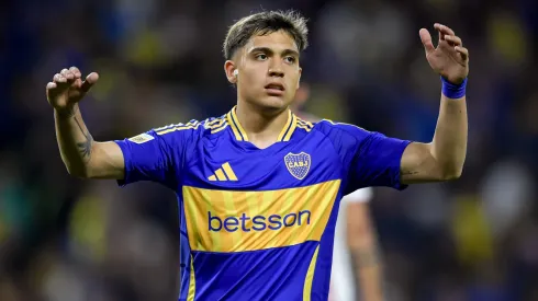 Zeballos se destaca en las prácticas, pero no es titular en Boca. 

