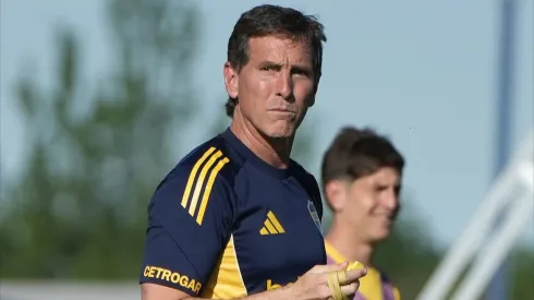 El DT paró un once en la práctica de fútbol en La Bombonera.
