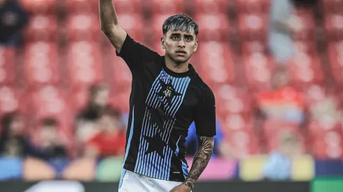 El juvenil de Boca se destacó y recibió los elogios de los hinchas.

