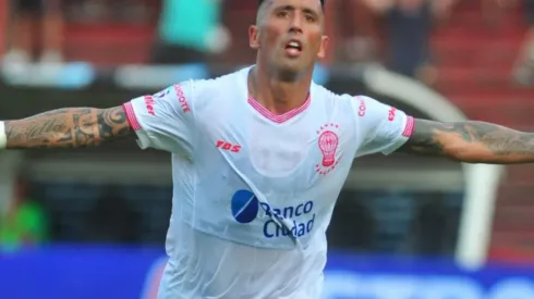 Lucas Barrios: "En un momento soñé con retirarme en Colo Colo"