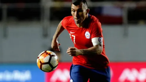 Lazio niega interés en Gary Medel...
