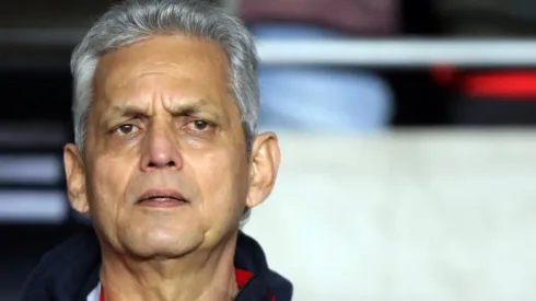 Reinaldo Rueda no quiso quedar al margen del tema país del momento
