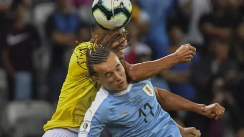 El defensor uruguayo minimizó lo hecho por La Roja
