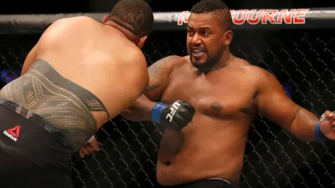 Video | De Castro noquea brutalmente y de un golpe a Tafa en UFC 243