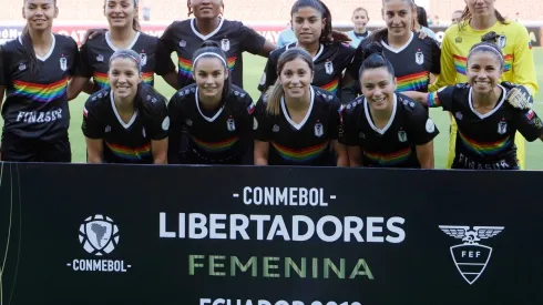 Santiago Morning, junto a Colo Colo, están en la actual edición.
