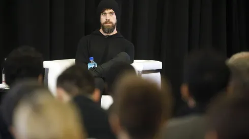 Jack Dorsey, fundador de Twitter, dio a conocer la nueva medida.
