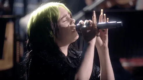 Billie Eilish interpreta el tema de "Bond 25" junto a Marr y Zimmer