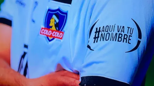 ¿Aquí va tu nombre? ¿De qué se trata este elemento que aparece en la camiseta de Colo Colo para el duelo con la U?
