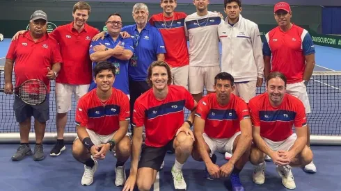 El capitán Nicolás Massú compartió dicha imagen alentando al equipo.
