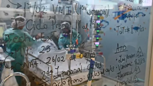 Variante ómicron
