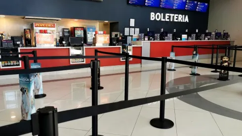 Conoce los detalles de cada Cine.
