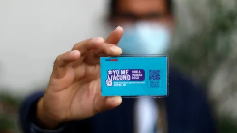Revisa los detalles del documento sanitario.
