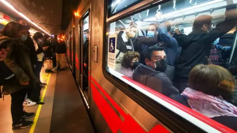 Horario Metro de Santiago.
