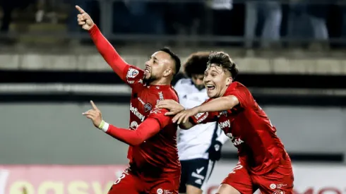 Bernardo Cerezo le anotó por segunda vez a Colo Colo con la camiseta de Ñublense.
