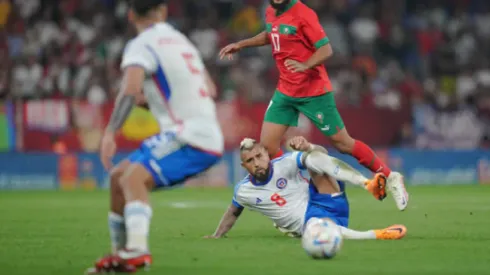 Arturo Vidal en acción en la derrota 2-0 que Chile sufrió ante Marruecos el 23 de septiembre de 2022.
