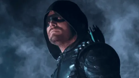 Stephen Amell estará en la temporada final de The Flash.
