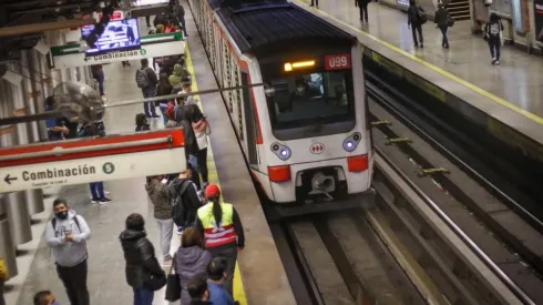 Horarios del Metro de Santiago.
