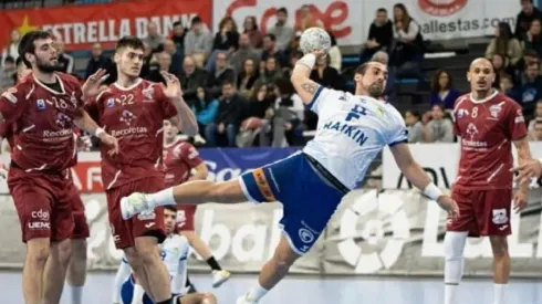Esteban Salinas volverá a jugar con su hermano
