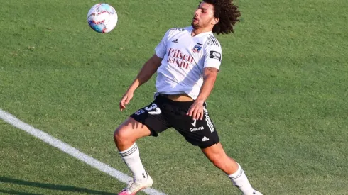 Maximiliano Falcón terminó expulsado ante Everton de Viña del Mar y fue suspendido por dos fechas
