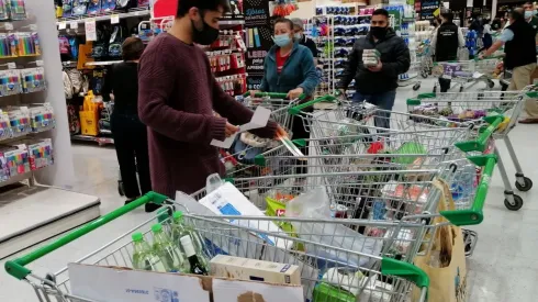 ¿Están abiertos los supermercados el 1 de mayo?
