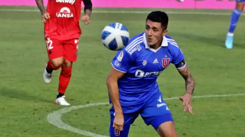 Ignacio Tapia toma camiseta de titular ante las varias bajas de Universidad de Chile.
