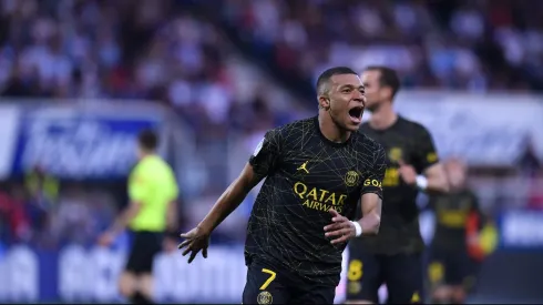 Kylian Mbappé fue el autor de los dos tantos con los que el PSG venció al Auxerre, en un partido de gran dificultad
