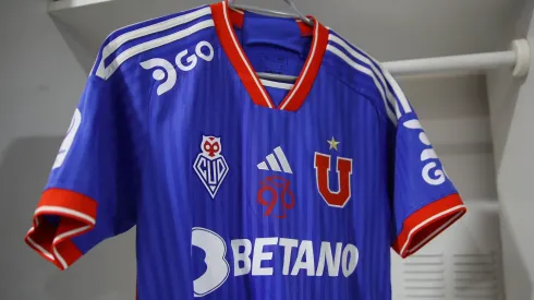 La U ocupa Chuncho retro para recordar sus orígenes ante Ñublense en la previa del 96° aniversario.
