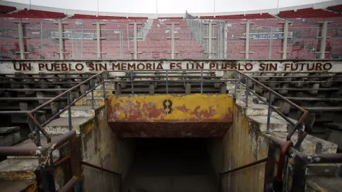 Recorrido al monumento historico Estadio Nacional.
