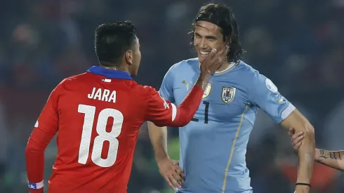 La jugada que protagonizaron Jara y Cavani marcó un antes y un después en el partido.
