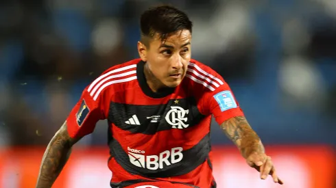 León en el combate... Erick Pulgar la vuelve a romper en Flamengo.
