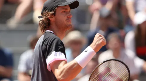Nico Jarry sigue en racha en Roland Garros
