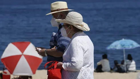 Conoce a cuáles beneficios puedes optar siendo pensionado en Chile.
