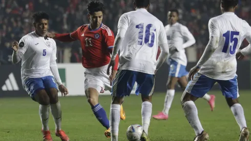 Dos veces se estrelló el balón contra los postes en el duelo amistoso de Chile ante Cuba.
