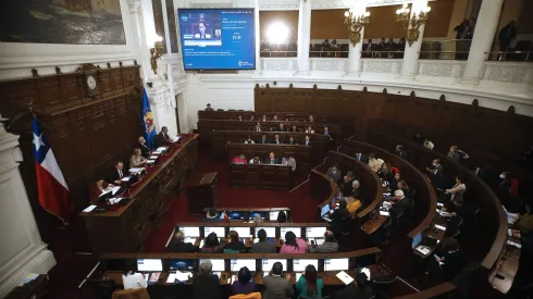 Se realiza el pleno del  Consejo Constitucional.
