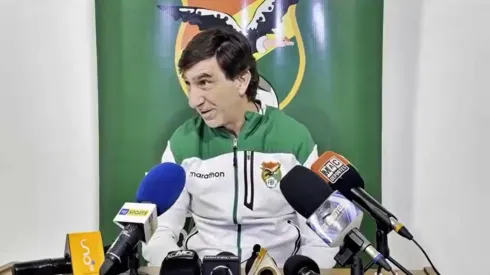 Gustavo Costas criticó fuertemente al fútbol boliviano.
