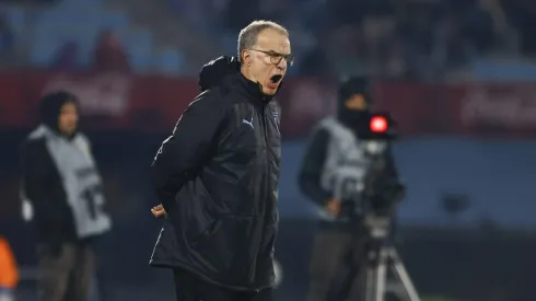 Marcelo Bielsa vivió sus primeros duelos como entrenador de Uruguay.
