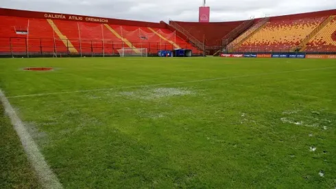 La cancha del Santa Laura ha sufrido con la lluvia
